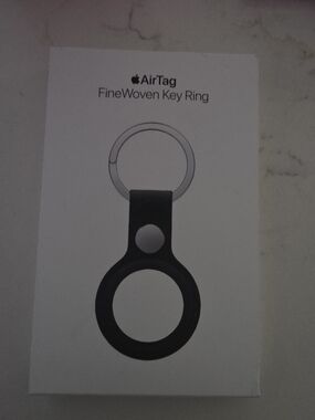 Apple FineWoven AirTag Key Ring - Black